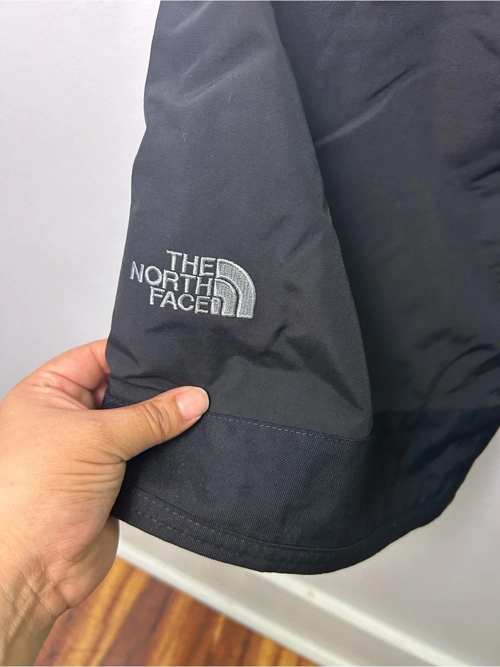 The North Face HyVent Ski Snow Pants Men Large 36X28 Cargo Baggy Insulated Black